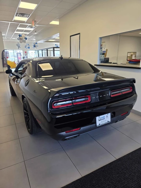2023 Dodge Challenger SRT Hellcat 3rd Gen - Image 4 of 4