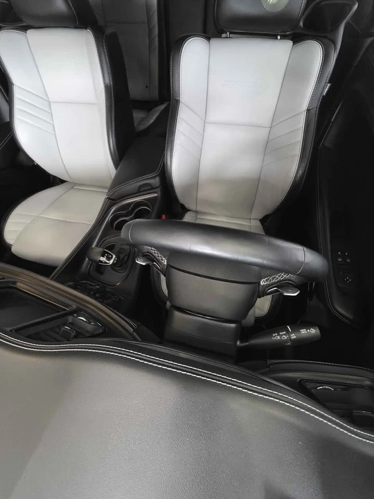 2023 Dodge Challenger SRT Hellcat 3rd Gen - Image 3 of 4