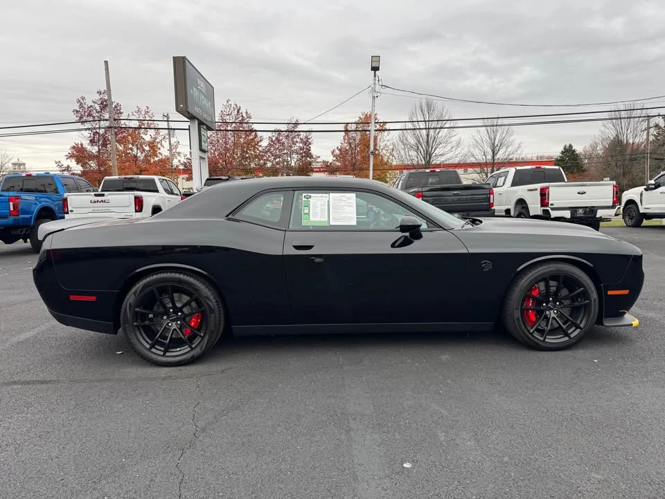 2023 Dodge Challenger SRT Hellcat 3rd Gen - Image 2 of 9