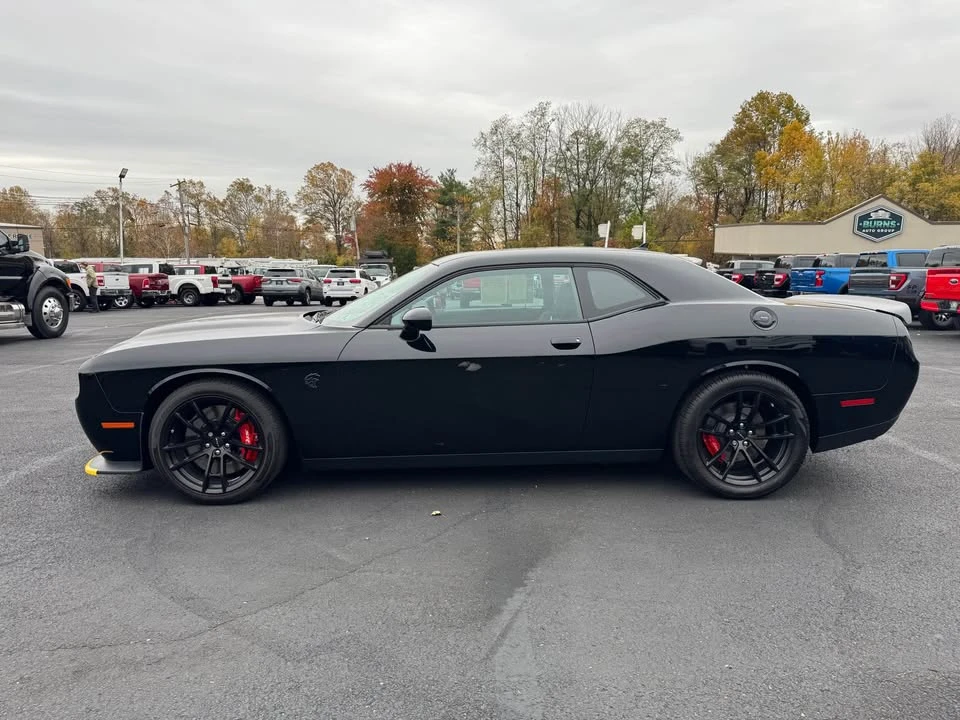 2023 Dodge Challenger SRT Hellcat 3rd Gen - Image 5 of 9