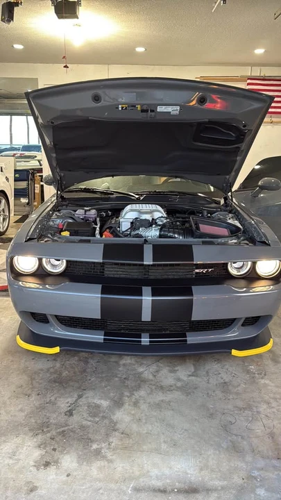 2023 Dodge Challenger SRT Hellcat 3rd Gen - Image 8 of 9