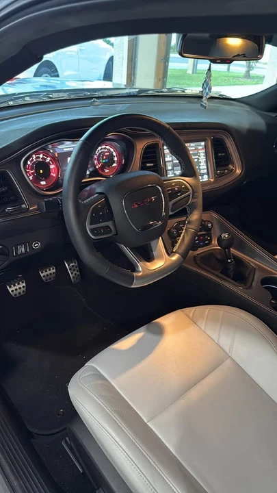 2023 Dodge Challenger SRT Hellcat 3rd Gen - Image 6 of 9