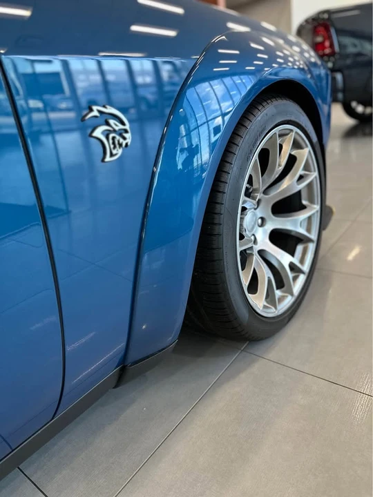 2023 Dodge Challenger SRT Hellcat 3rd Gen - Image 5 of 9