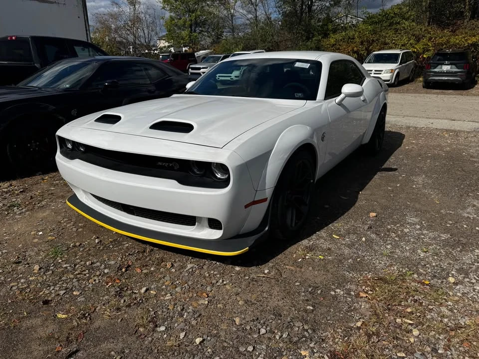 2023 Dodge Challenger SRT Hellcat 3rd Gen - Image 5 of 5