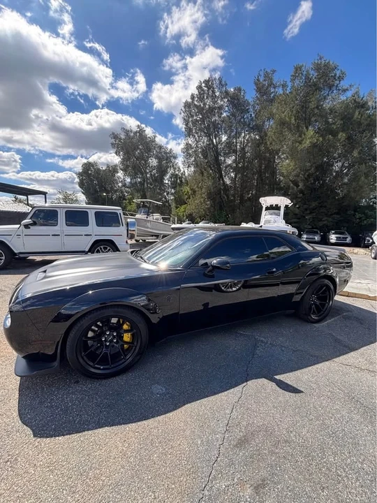 2023 Dodge Challenger SRT Hellcat 3rd Gen - Image 5 of 17