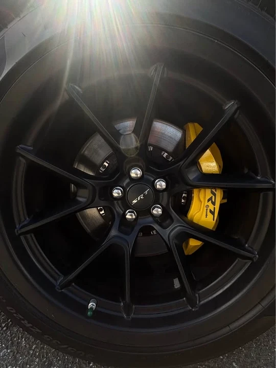 2023 Dodge Challenger SRT Hellcat 3rd Gen - Image 10 of 17