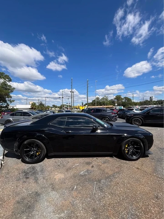 2023 Dodge Challenger SRT Hellcat 3rd Gen - Image 6 of 17