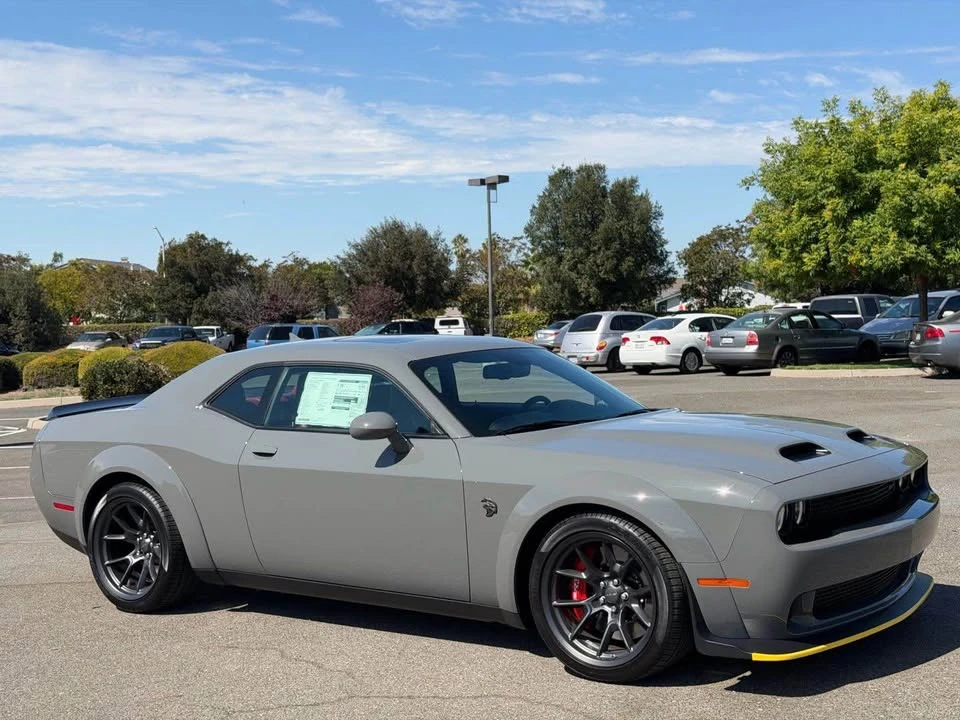 2023 Dodge Challenger SRT Hellcat 3rd Gen - Image 5 of 18