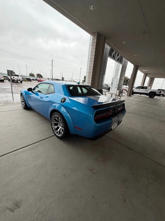 2023 Dodge Challenger SRT Hellcat 3rd Gen - Image 9 of 14