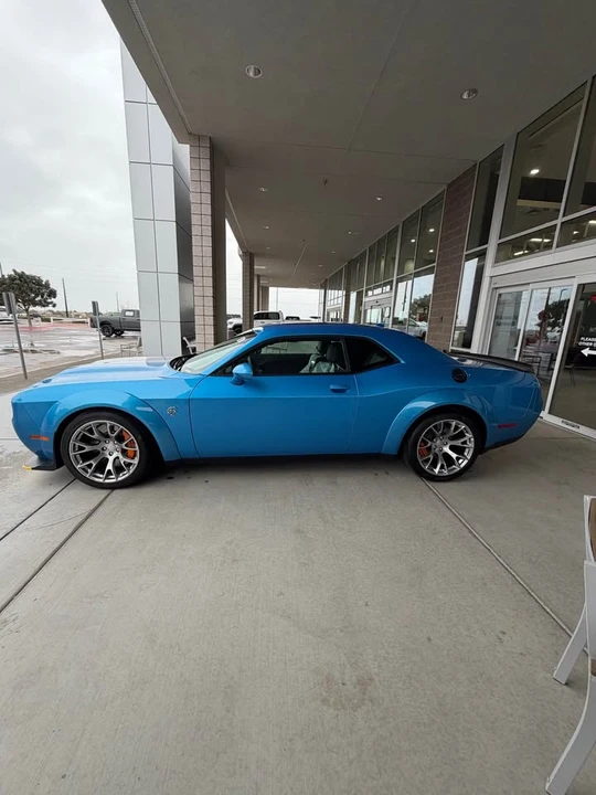 2023 Dodge Challenger SRT Hellcat 3rd Gen - Image 5 of 14
