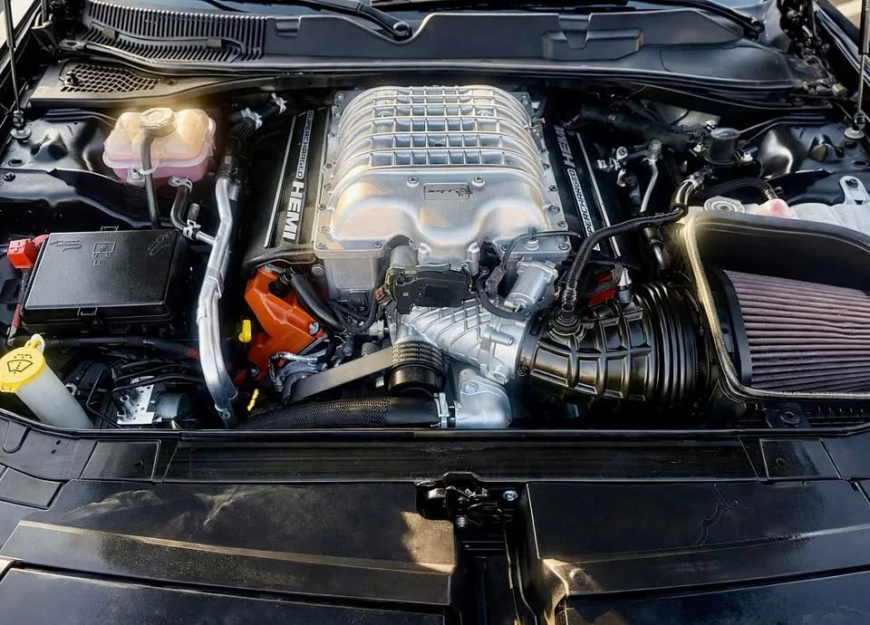2023 Dodge Challenger SRT Hellcat 3rd Gen - Image 8 of 9