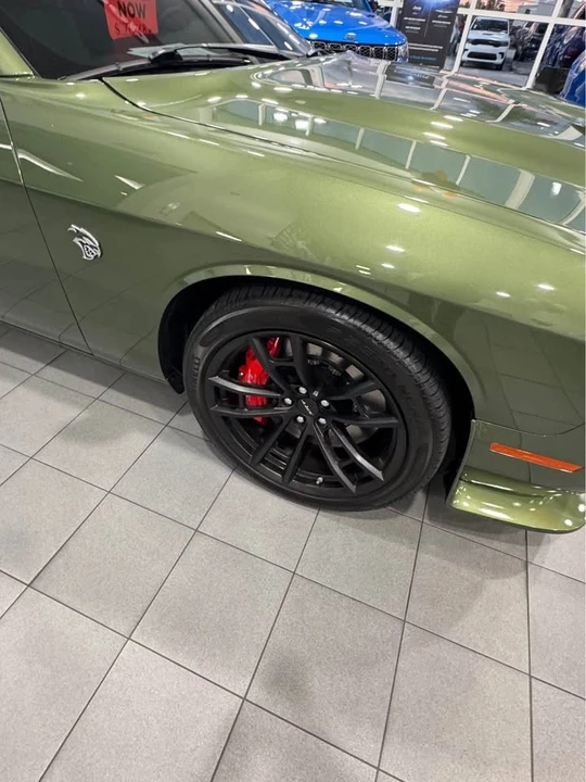 2023 Dodge Challenger SRT Hellcat 3rd Gen - Image 6 of 9
