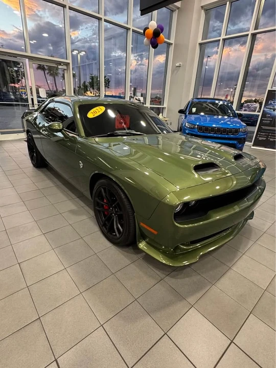 2023 Dodge Challenger SRT Hellcat 3rd Gen - Image 5 of 9