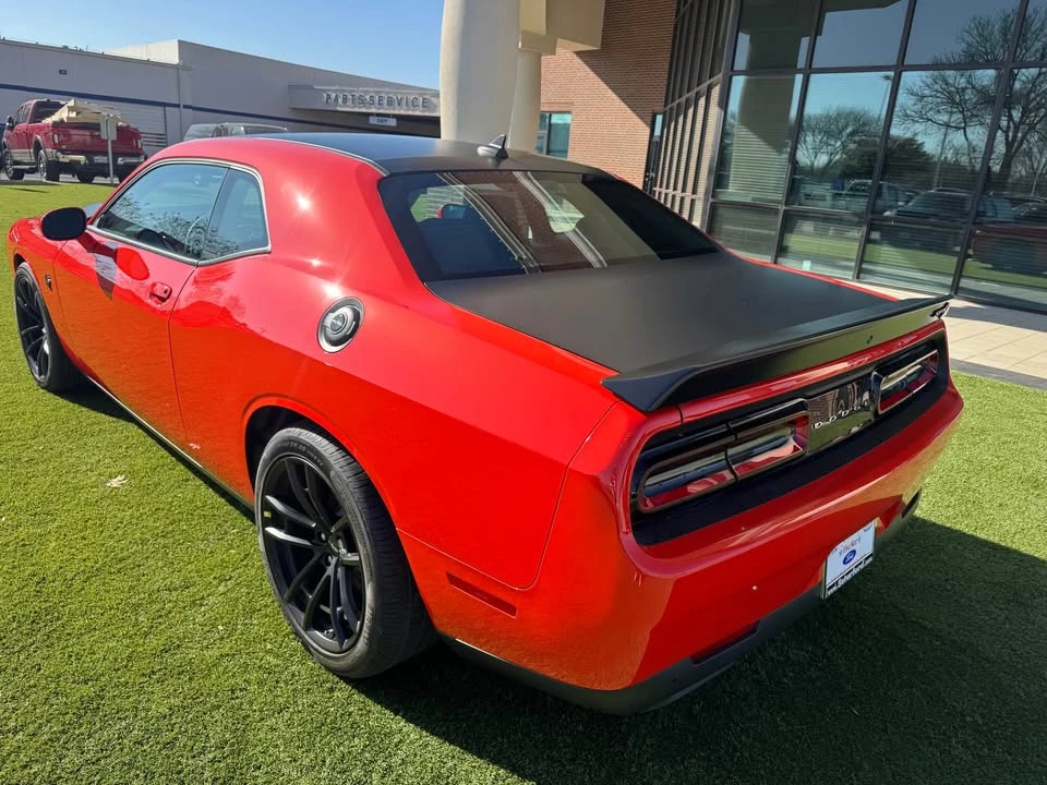 2023 Dodge Challenger SRT Hellcat 3rd Gen - Image 4 of 5