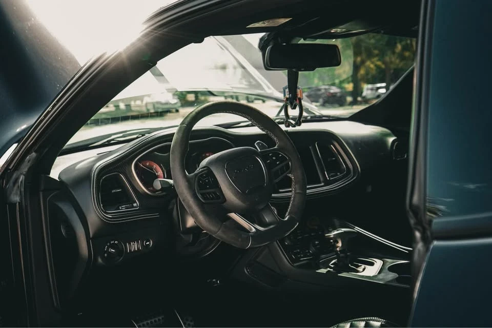 2023 Dodge Challenger SRT Hellcat 3rd Gen - Image 11 of 12
