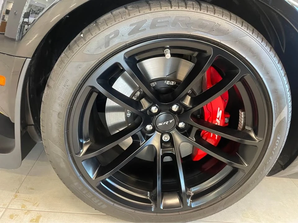 2023 Dodge Challenger SRT Hellcat 3rd Gen - Image 9 of 11