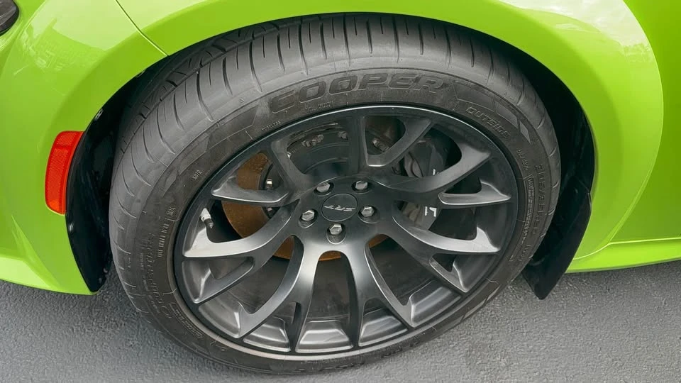 2023 Dodge Challenger SRT Hellcat 3rd Gen - Image 5 of 6