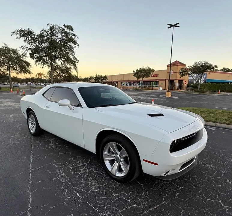 2023 Dodge Challenger 3rd Gen - Image 3 of 11