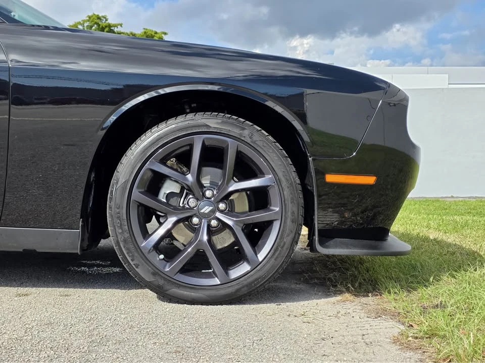 2023 Dodge Challenger 3rd Gen - Image 4 of 14