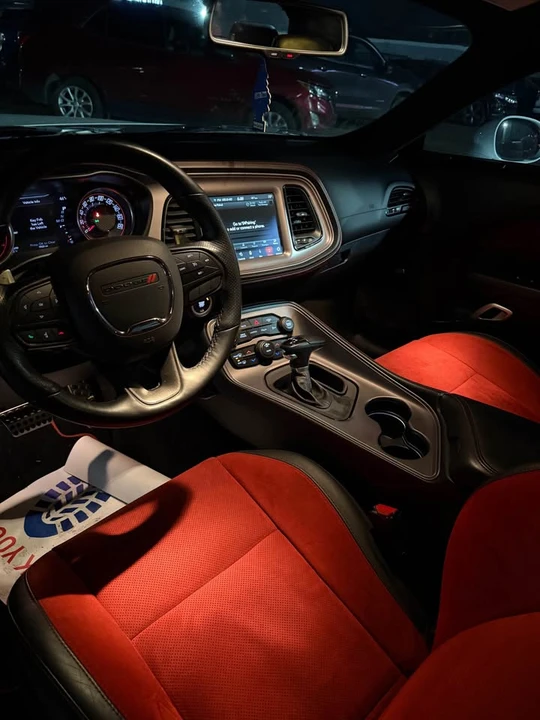 2023 Dodge Challenger 3rd Gen - Image 6 of 8