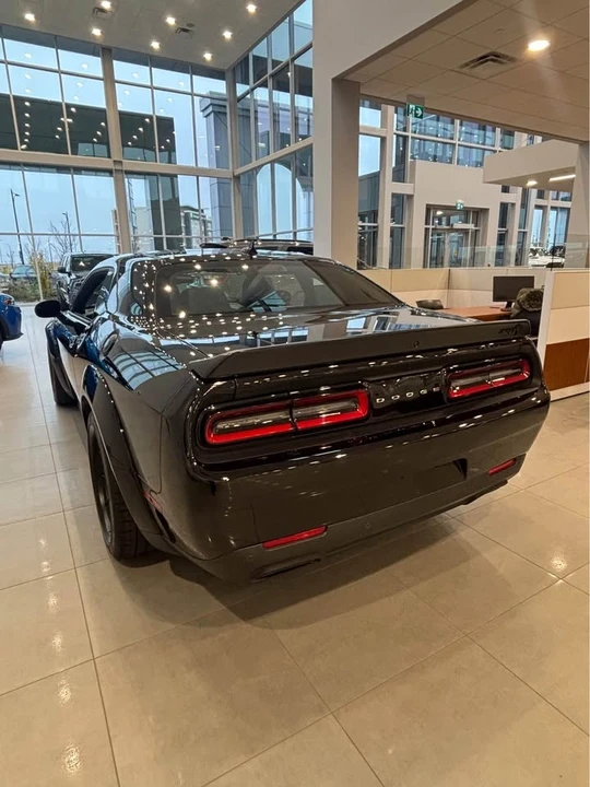2023 Dodge Challenger SRT Hellcat 3rd Gen - Image 5 of 14