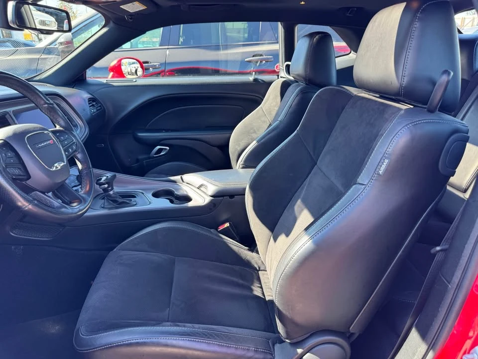 2023 Dodge Challenger 3rd Gen - Image 5 of 10