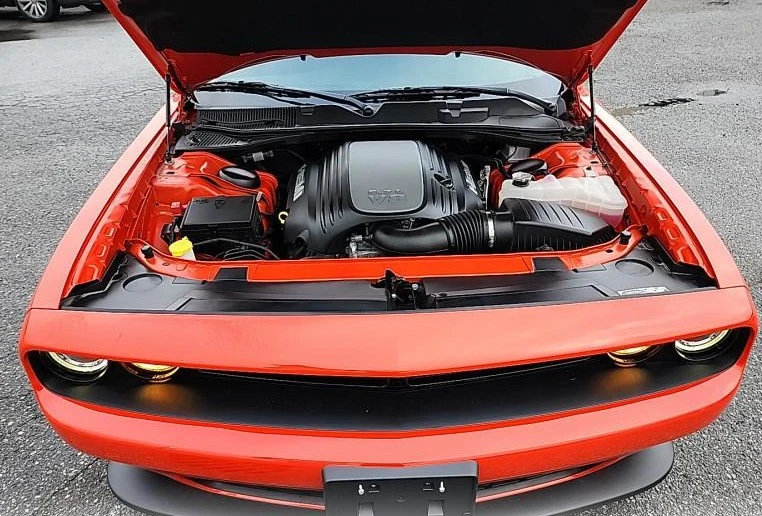 2023 Dodge Challenger 3rd Gen - Image 9 of 12