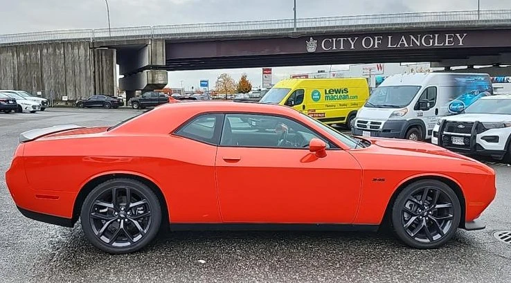 2023 Dodge Challenger 3rd Gen - Image 4 of 12