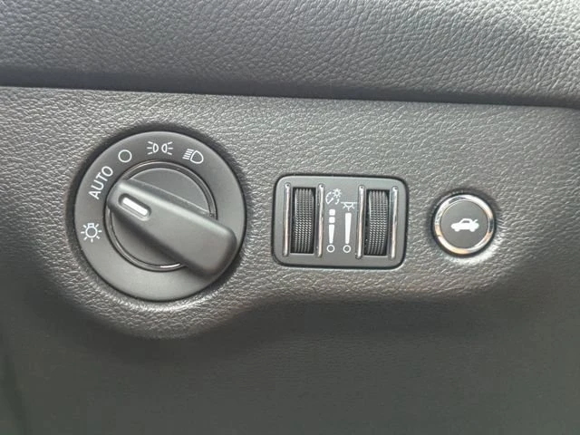 2023 Dodge Challenger 3rd Gen - Image 11 of 20