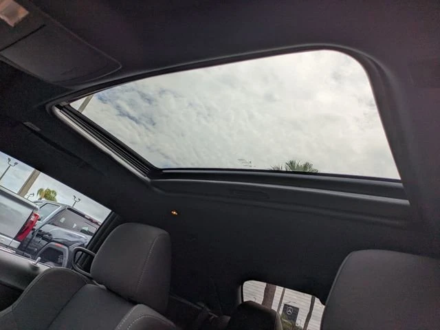 2023 Dodge Challenger 3rd Gen - Image 10 of 20