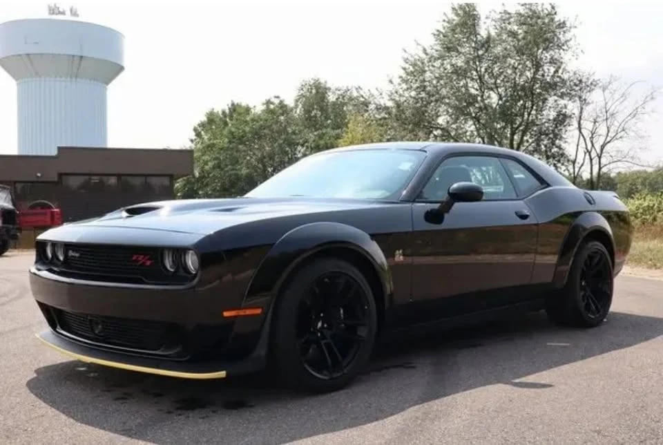 2023 Dodge Challenger SRT8 & 392 3rd Gen - Image 7 of 20