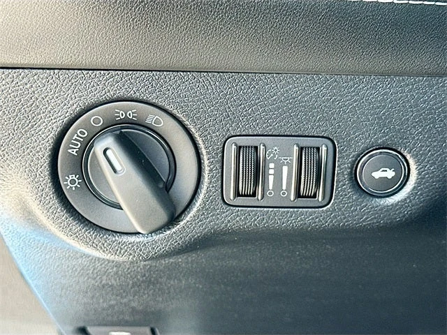 2023 Dodge Challenger SRT Hellcat 3rd Gen - Image 8 of 18