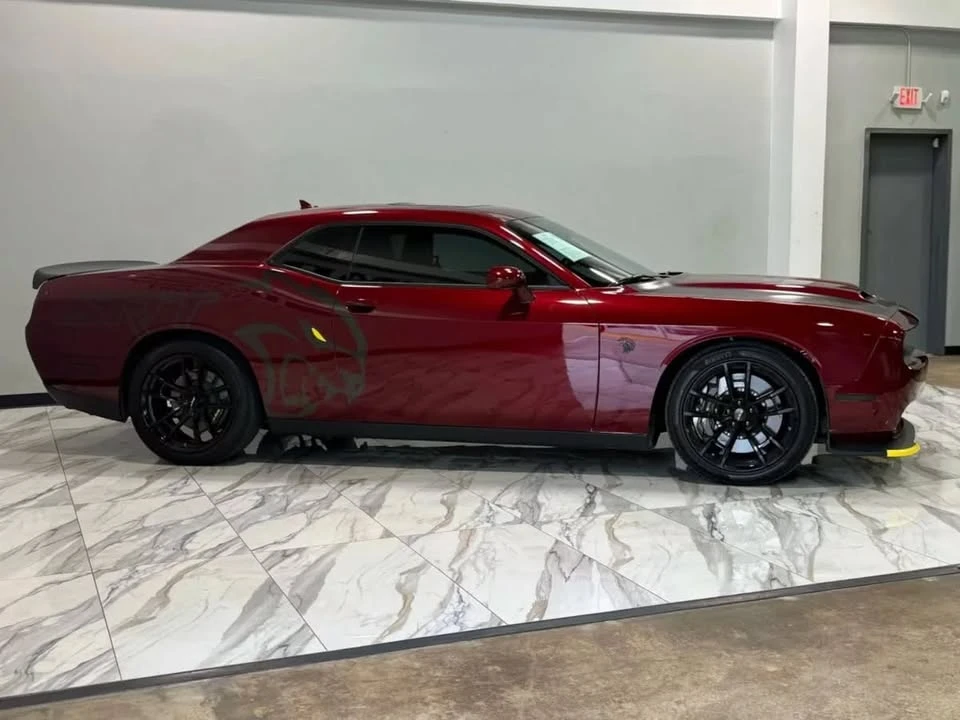 2023 Dodge Challenger SRT Hellcat 3rd Gen - Image 5 of 19