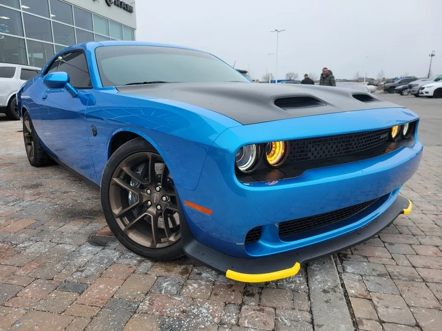 2023 Dodge Challenger SRT Hellcat 3rd Gen - Image 9 of 18