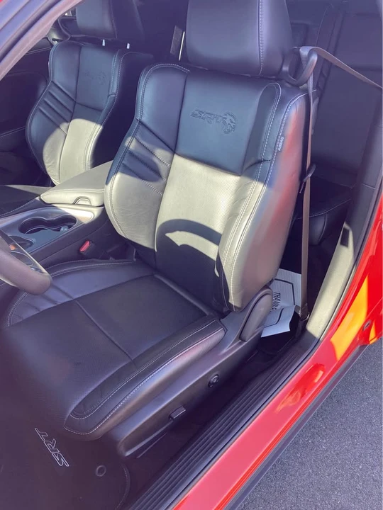 2023 Dodge Challenger SRT Hellcat 3rd Gen - Image 14 of 17