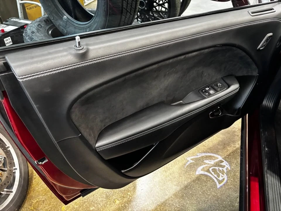 2023 Dodge Challenger SRT Hellcat 3rd Gen - Image 6 of 10