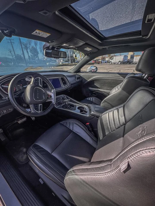 2023 Dodge Challenger SRT Hellcat 3rd Gen - Image 4 of 7
