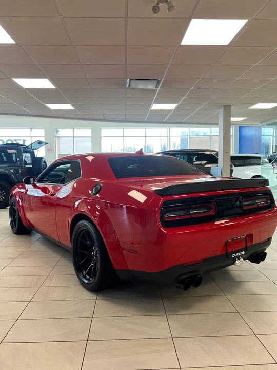 2023 Dodge Challenger SRT Hellcat 3rd Gen - Image 7 of 8