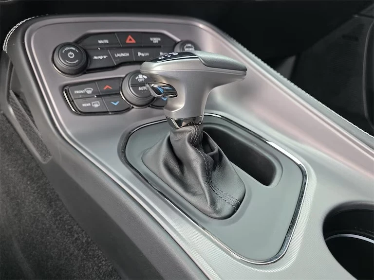 2023 Dodge Challenger SRT Hellcat 3rd Gen - Image 15 of 16