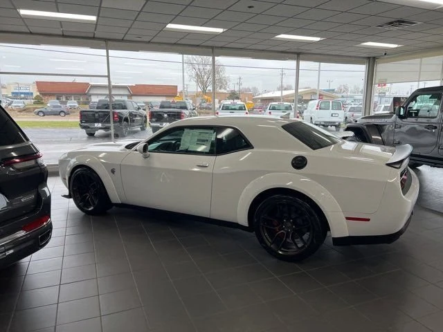 2023 Dodge Challenger SRT Hellcat 3rd Gen - Image 3 of 19
