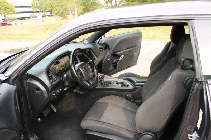 2023 Dodge Challenger 3rd Gen - Image 9 of 20