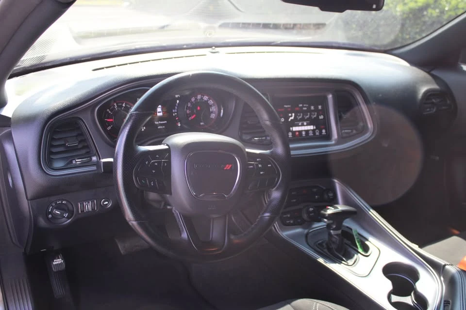 2023 Dodge Challenger 3rd Gen - Image 10 of 20