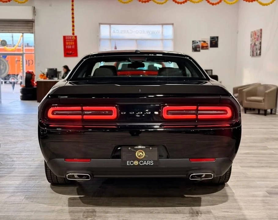 2023 Dodge Challenger 3rd Gen - Image 5 of 9