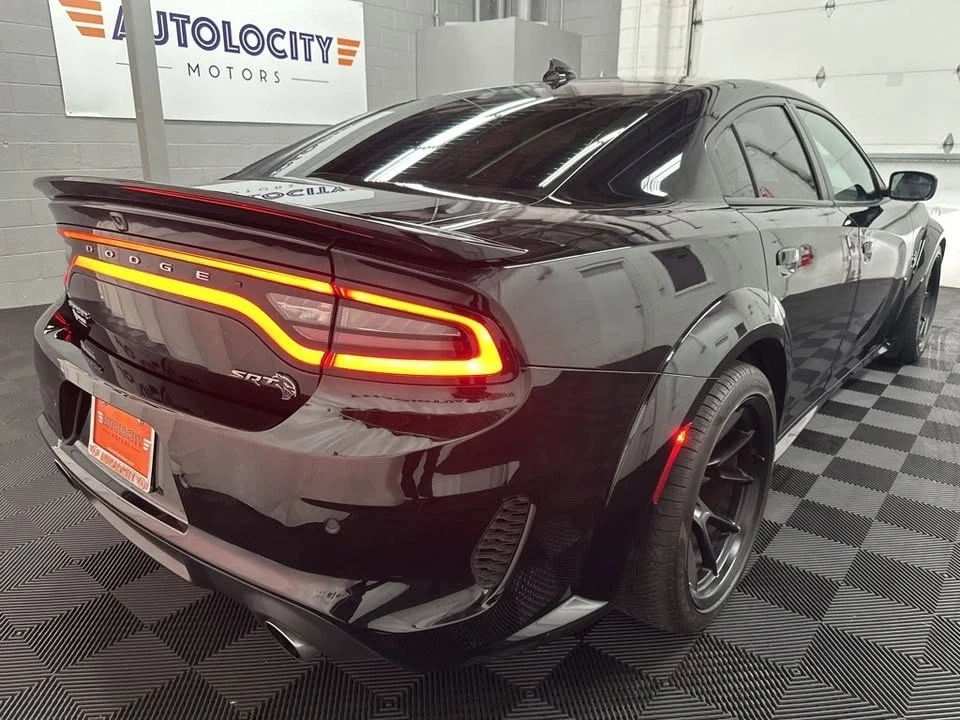 2023 Dodge Charger 8th Gen - Image 8 of 16