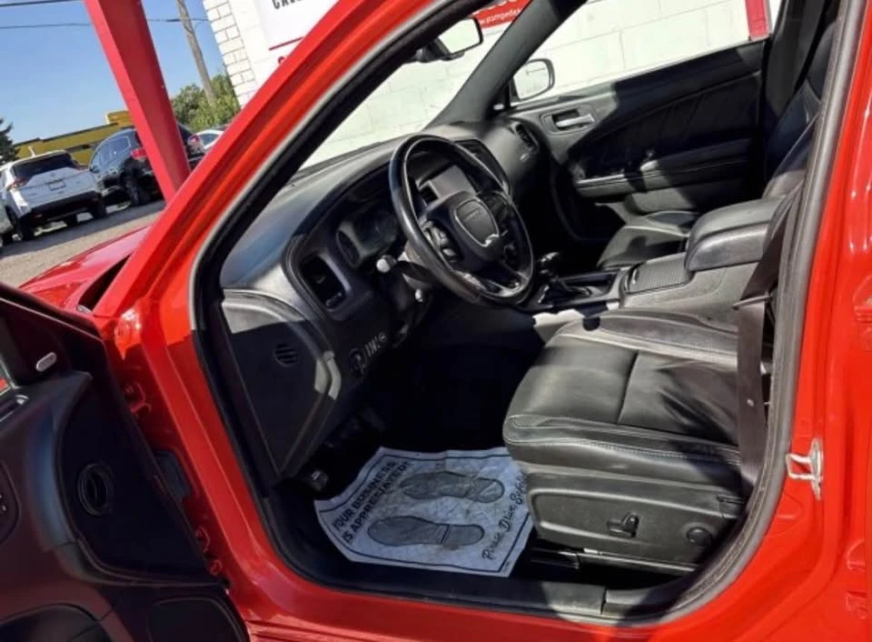 2023 Dodge Charger 8th Gen - Image 7 of 12