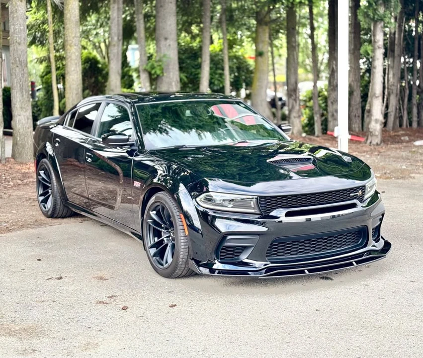 2023 Dodge Charger 8th Gen - Image 2 of 12