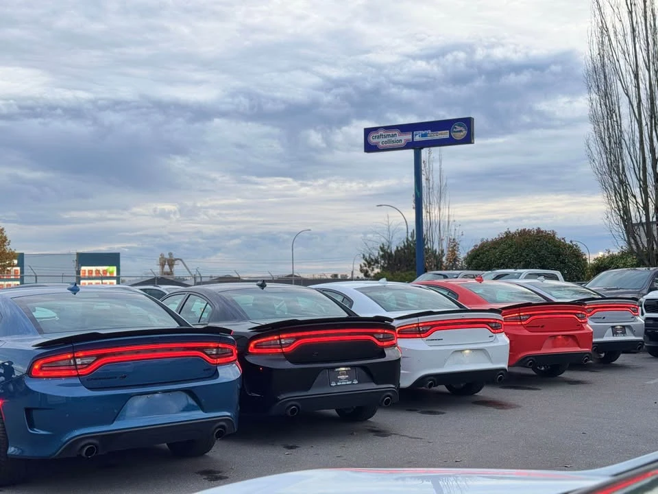 2023 Dodge Charger 8th Gen - Image 2 of 8