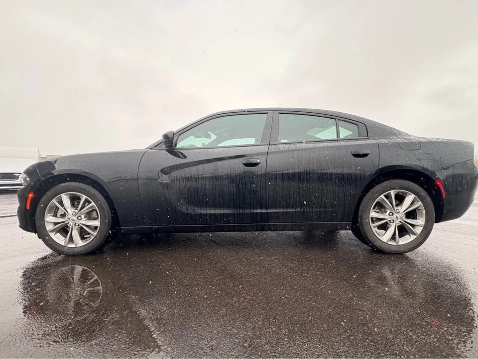 2023 Dodge Charger 8th Gen - Image 2 of 17