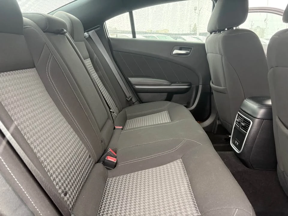 2023 Dodge Charger 8th Gen - Image 5 of 17