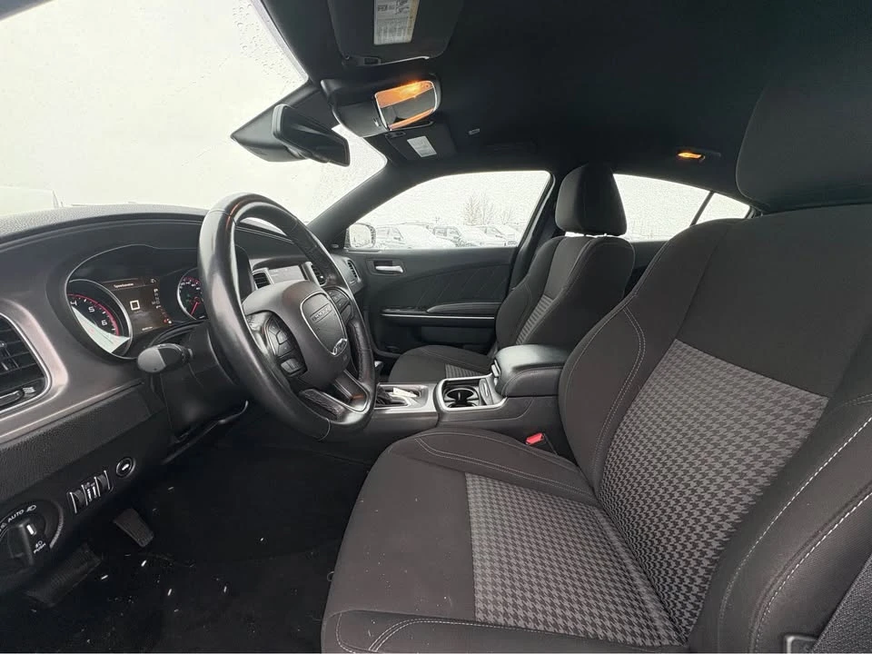 2023 Dodge Charger 8th Gen - Image 14 of 17